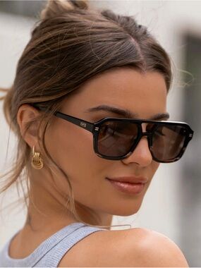 WMP Eyewear Black Sunglasses with Brown Lenses